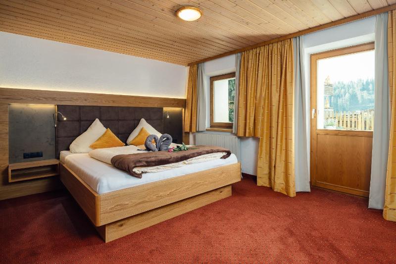Two-Bedroom Apartment image 4