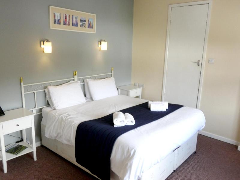 Standard Double Room image 1