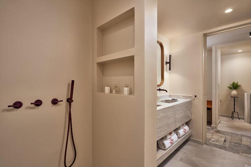 Classic Room Sea View image 1