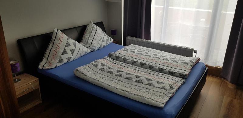 Apartment (3 Adults) image 4