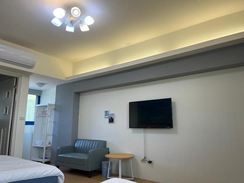 海邊名人50電梯民宿 專屬停車場 - image 33