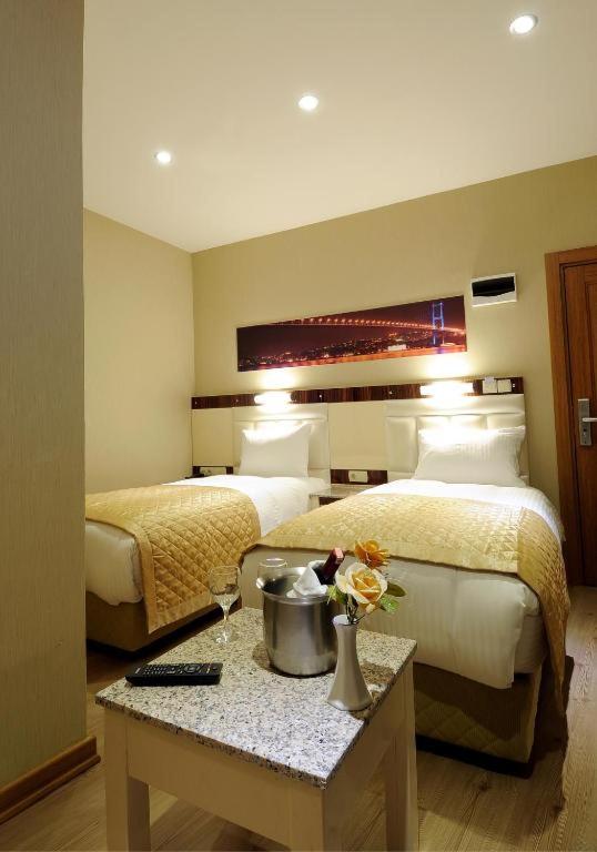 The City Port Hotel - image 7