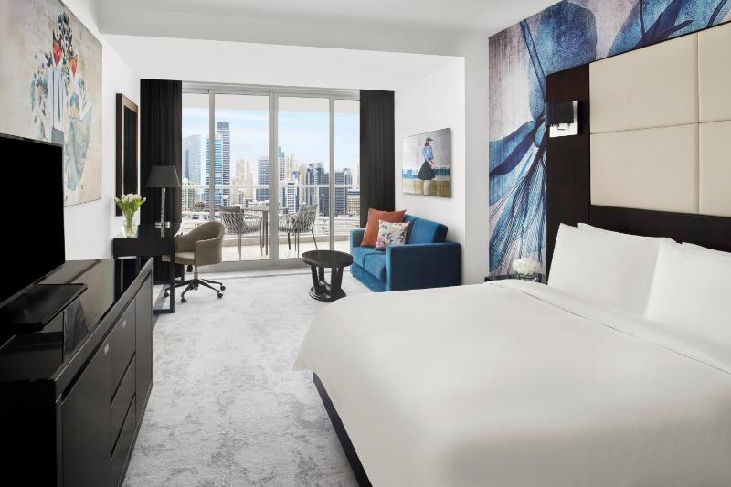 Junior Suite with Lake View and Balcony - Includes daily access to Riva Beach Club with free shuttle service image 1