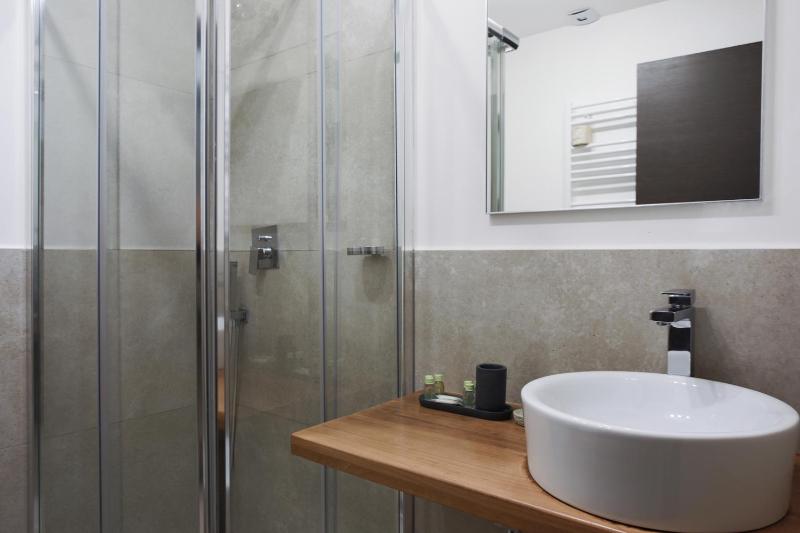 Comfort Triple Room image 1