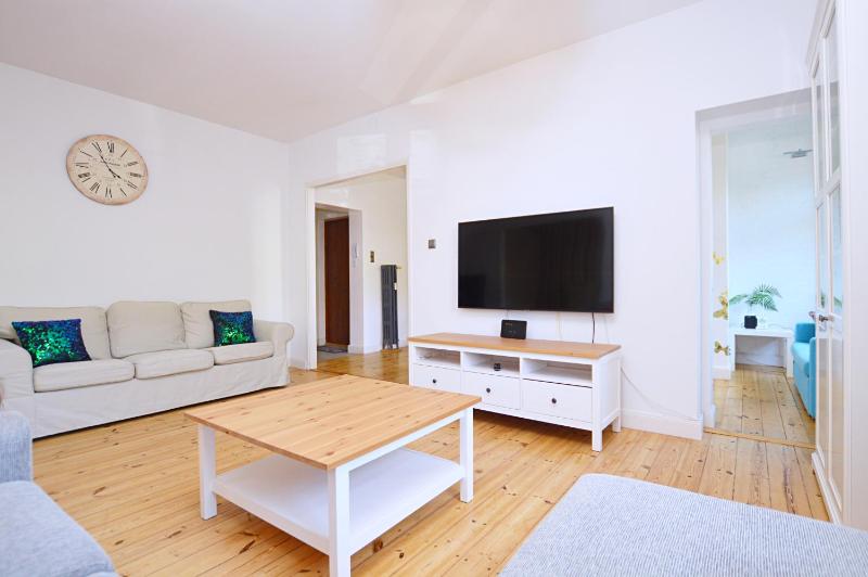 Victus Pearl of Sopot Near the Pier by Noclegi Renters - image 6