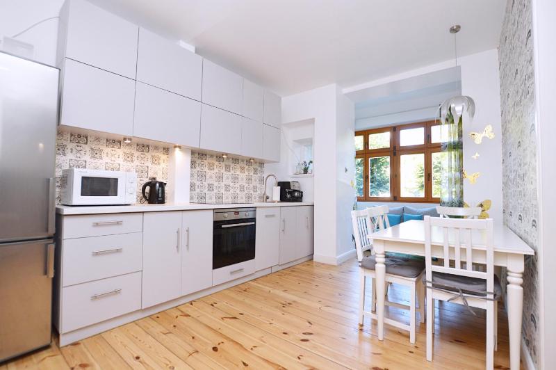 Victus Pearl of Sopot Near the Pier by Noclegi Renters - image 17