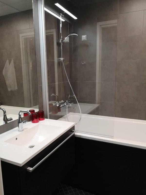 One-Bedroom Suite image 3