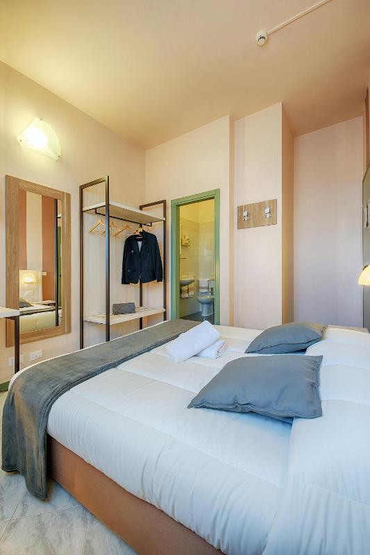 Budget Double or Twin Room image 4