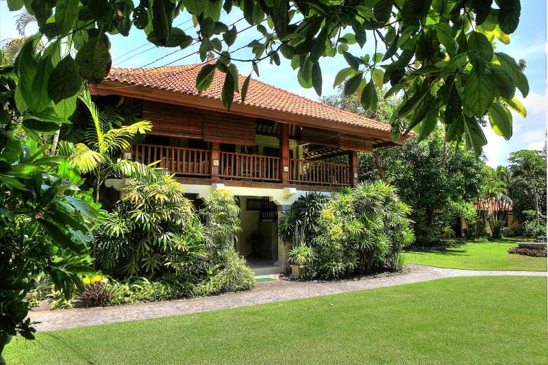 Raja Gardens Hotel - image 12