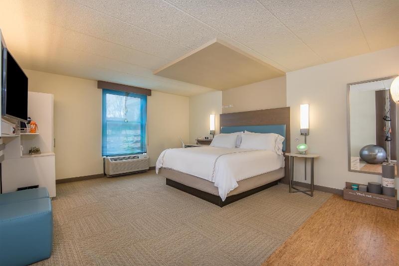 Standard Room image 4