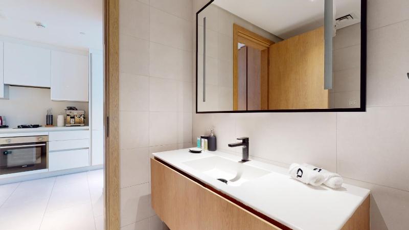 Stylish Studio with Burj Khalifa View - image 2