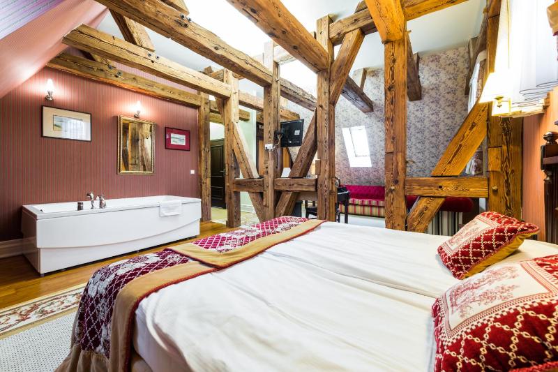Superior Double Room image 3
