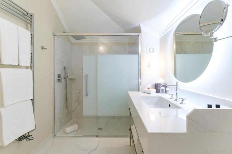 Deluxe Double Room - Main House image 2