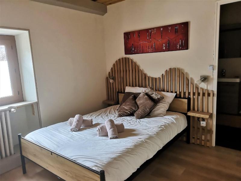 Standard Double Room image 4