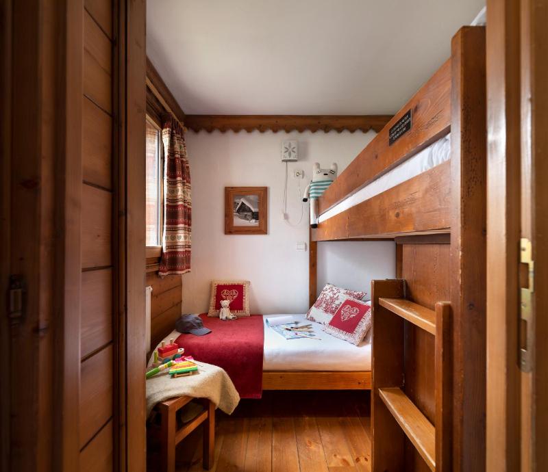 One-Bedroom Apartment with Sleeping Alcove image 4