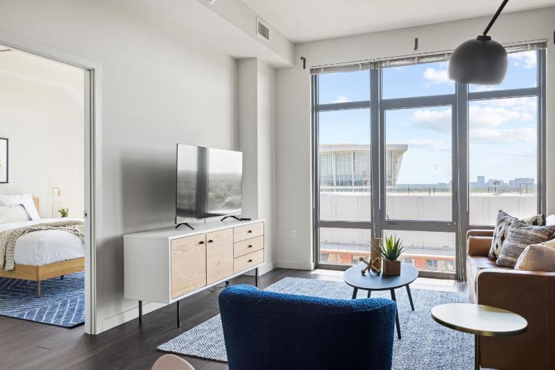Premium One Bedroom Apartment image 4