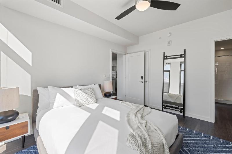 Premium Two Bedroom Apartment image 3