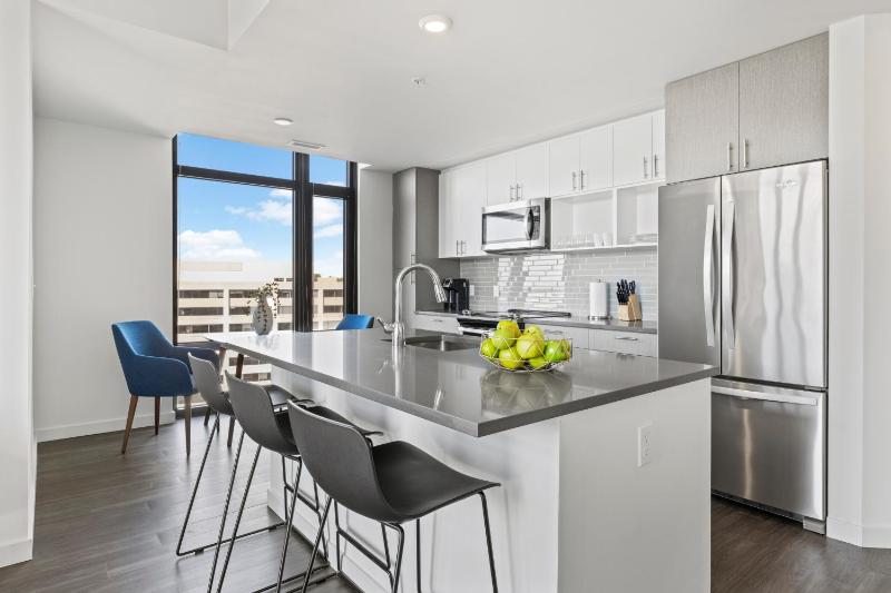Premium Two Bedroom Apartment image 1