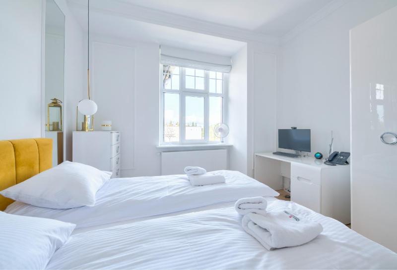 Apartment Golden Loft Sopot by Noclegi Renters - image 6