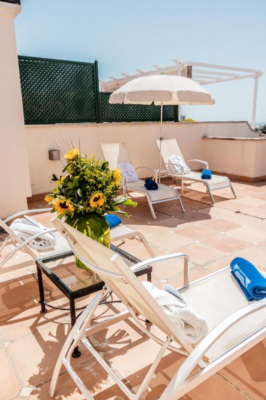 Two Bedroom Penthouse Apartment Superior with Sea View image 3