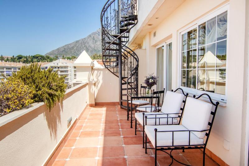 Two Bedroom Penthouse Apartment Superior with Sea View image 2