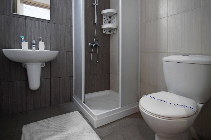 Niovi - Coralli Beachfront Apartment - image 16