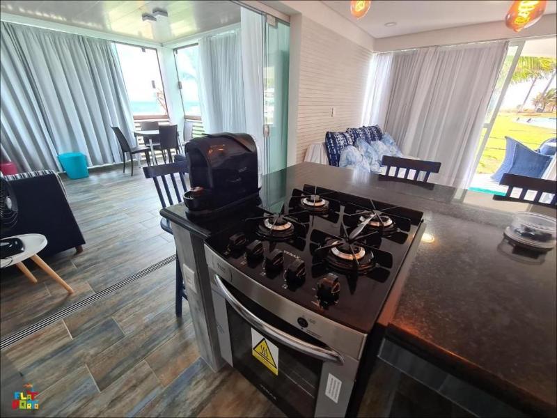 Best location of the development ground floor seafront - image 4