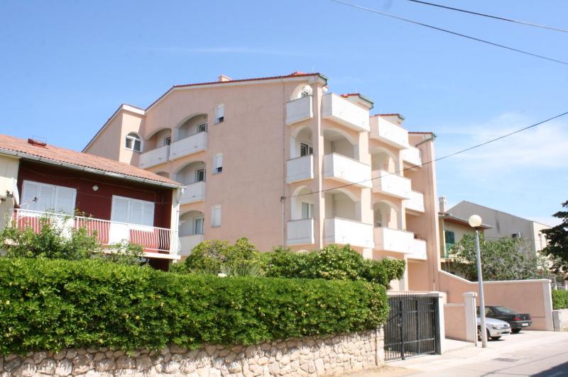 Apartment Pag 6311c - image 3