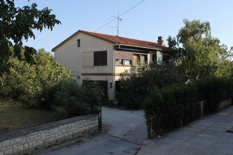 Apartments and rooms with parking space Rovinj - 7170 - image 5