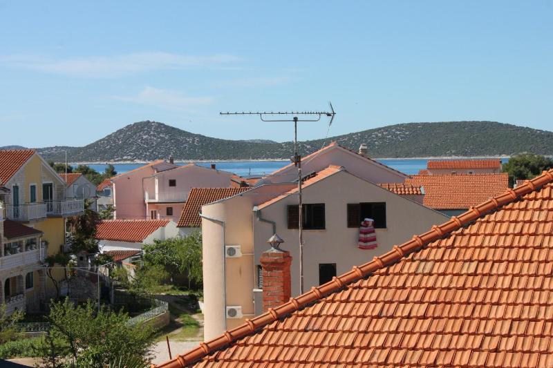 Apartments with parking space Vodice - 7604 - image 10
