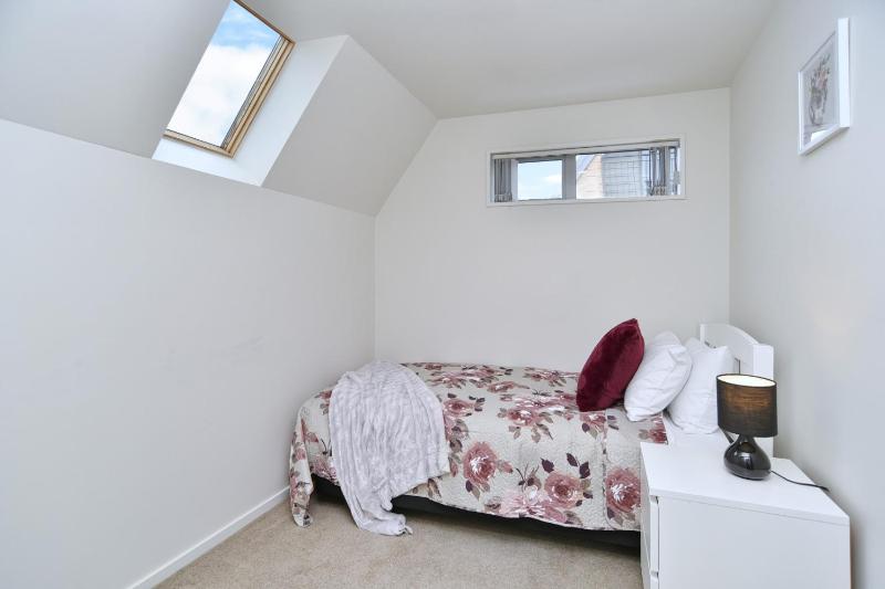 Regents 94 - Christchurch Holiday Homes - image 37