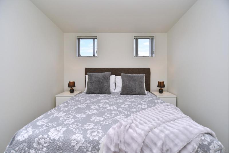 Regents 94 - Christchurch Holiday Homes - image 38