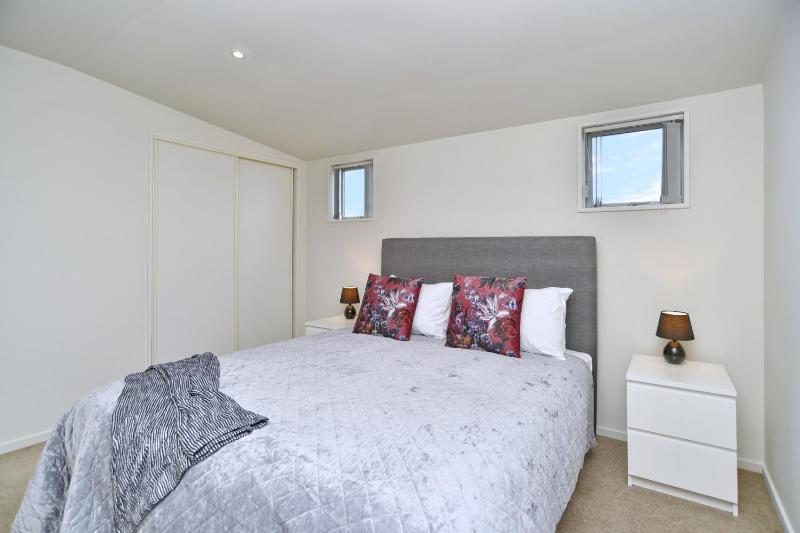 Regents 94 - Christchurch Holiday Homes - image 26
