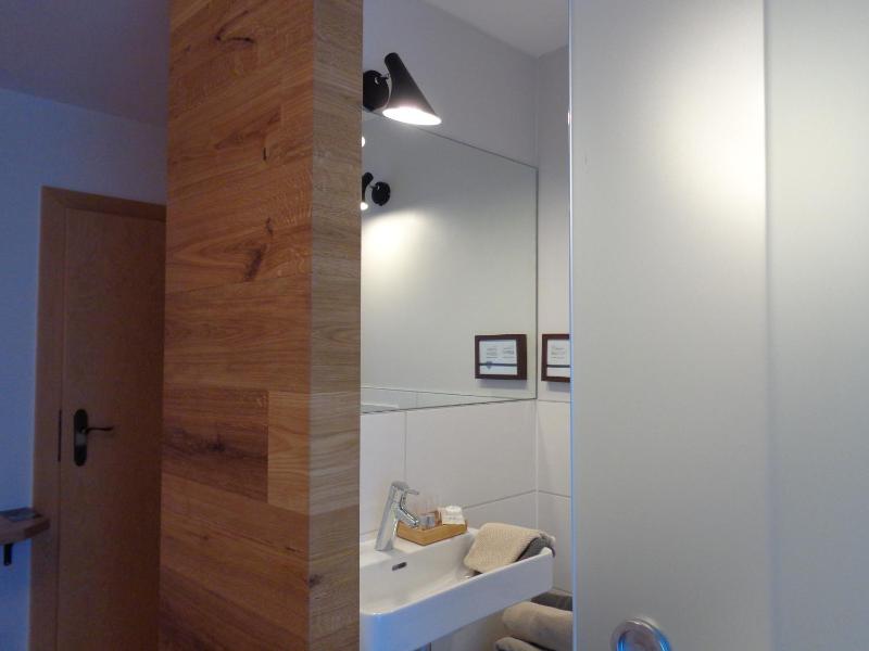 Double or Twin Room with Balcony image 3