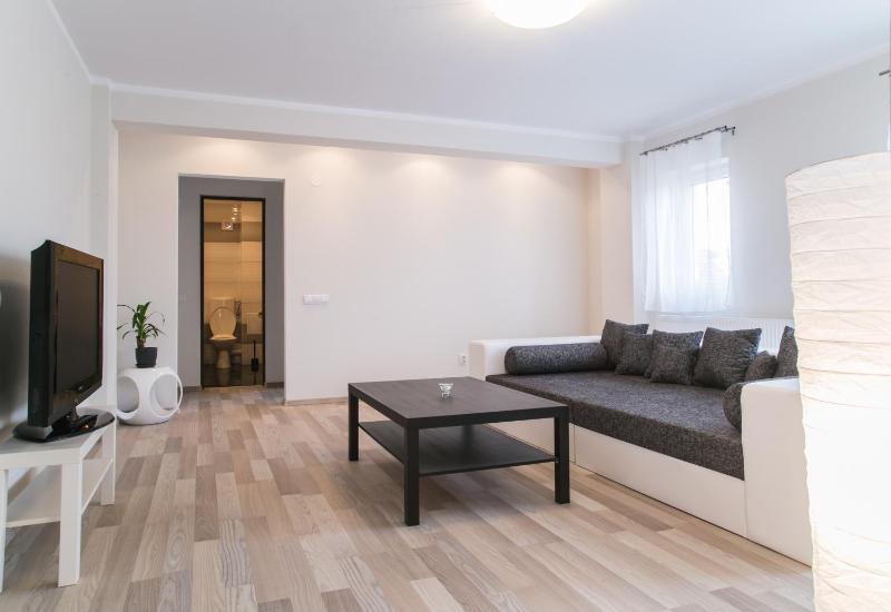 Hermann Apartments - image 15
