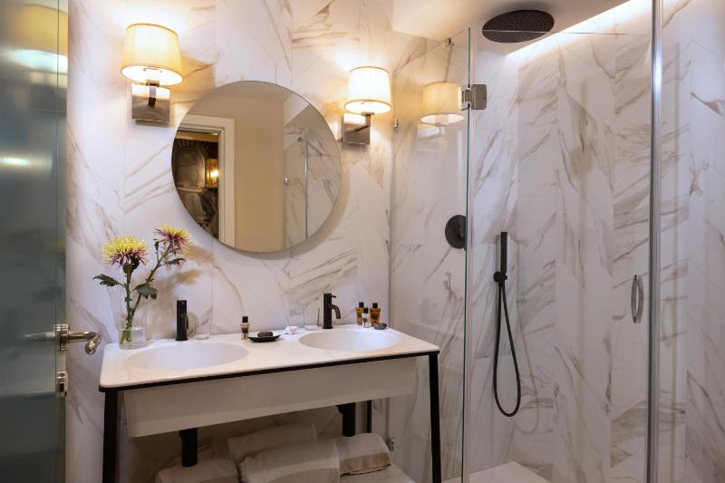 La Malandrina - Apartments & Suites - image 23