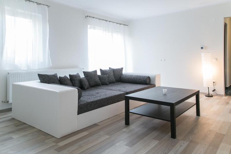 Hermann Apartments - image 22