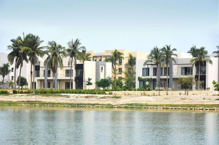 Hawana Salalah Lake View Villa 22 - image 3