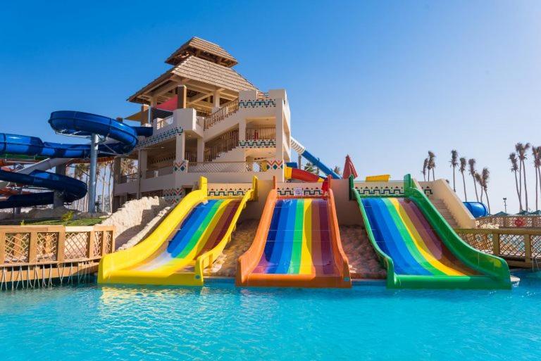 Hawana Salalah Lake View Villa 22 - image 11