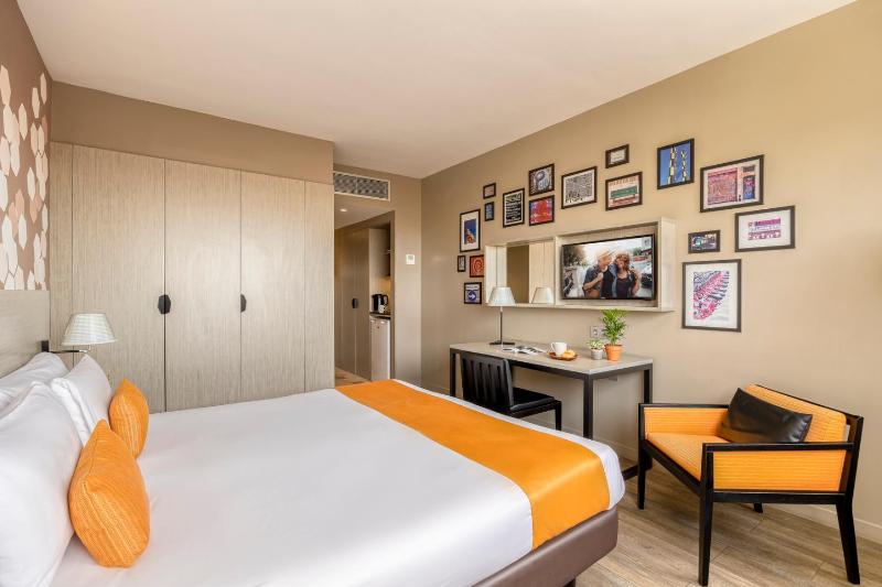 Classic Double or Twin Room image 1