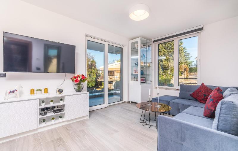 Luxury Villa Ane - image 25