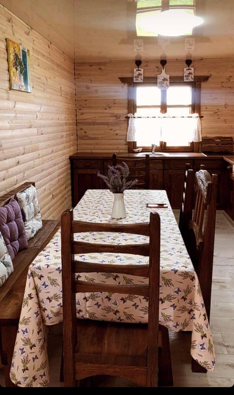 Two-Bedroom House image 2