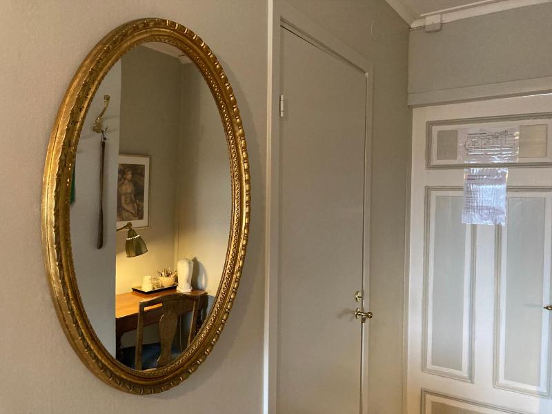 Standard Single Room with Garden View image 2