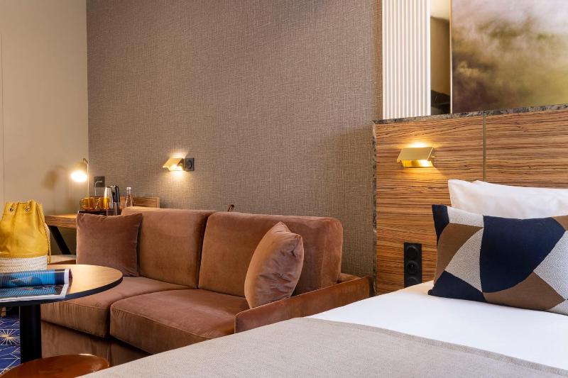 Executive Room image 4