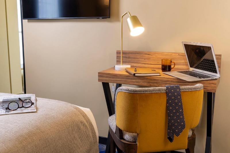 Junior Suite image 1