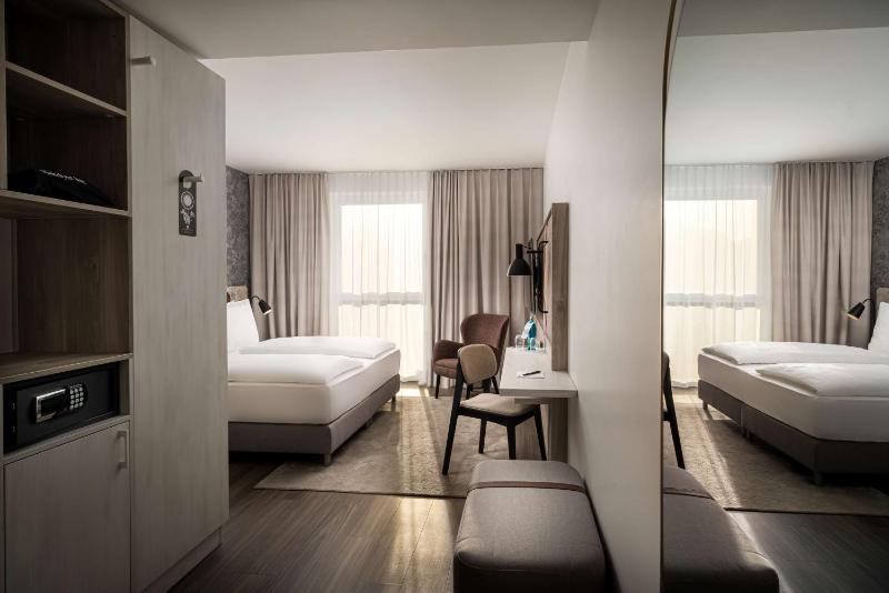 Double Room - Disability Access image 4