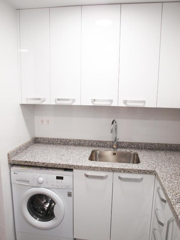 ApartUP La Concha Beachfront I - image 12