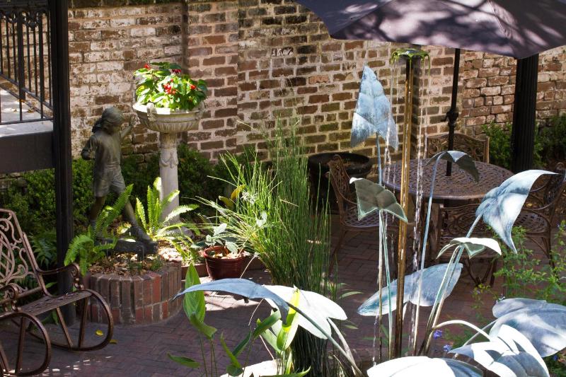 Eliza Thompson House Historic Inns of Savannah Collection - image 23