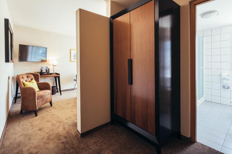 Double Room with Balcony image 1