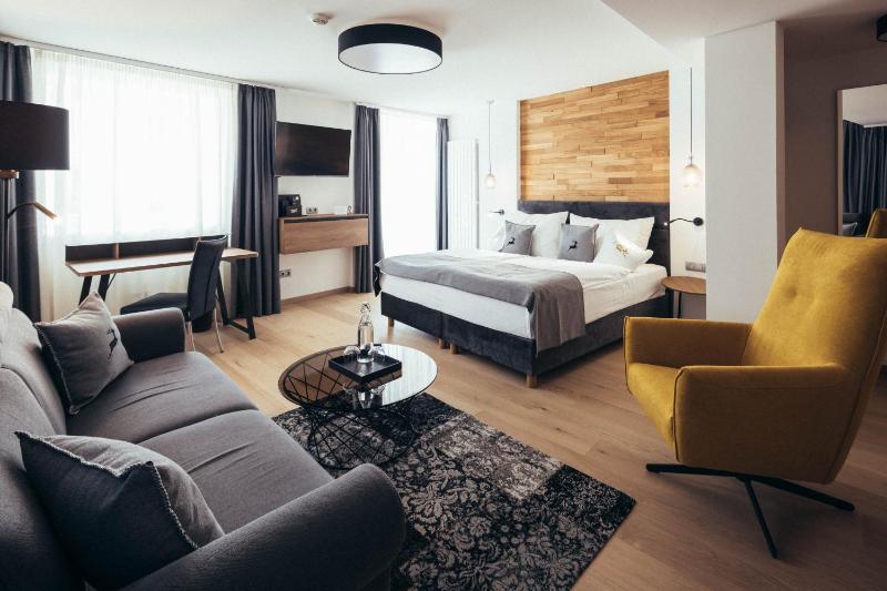 Junior Suite image 4